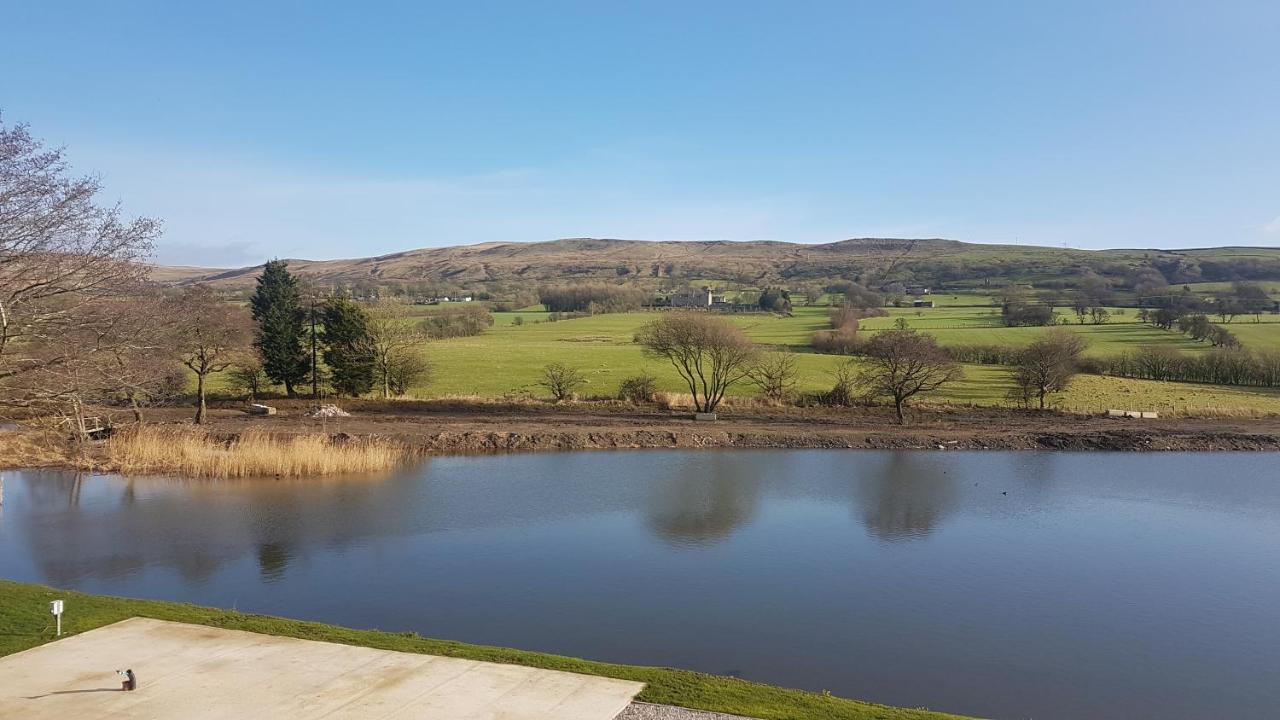 Beautiful 2-Bed Lodge Ribble Valley Clitheroe Exterior photo