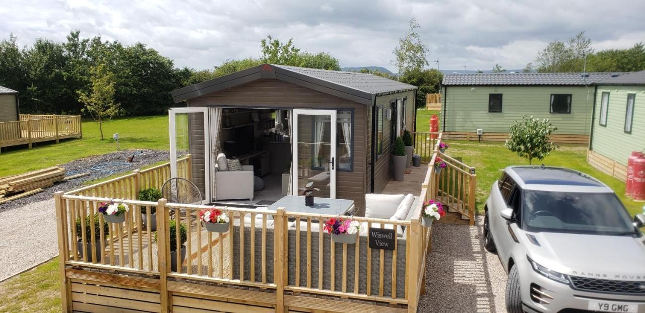 Beautiful 2-Bed Lodge Ribble Valley Clitheroe Exterior photo