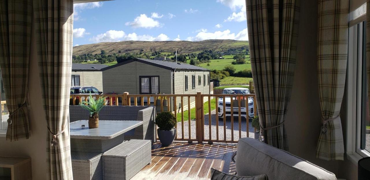 Beautiful 2-Bed Lodge Ribble Valley Clitheroe Exterior photo