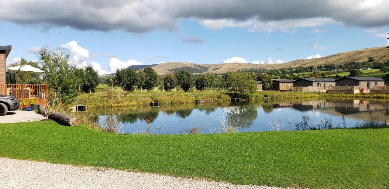 Beautiful 2-Bed Lodge Ribble Valley Clitheroe Exterior photo